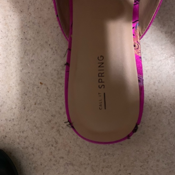 Pink sandals - Picture 3 of 3